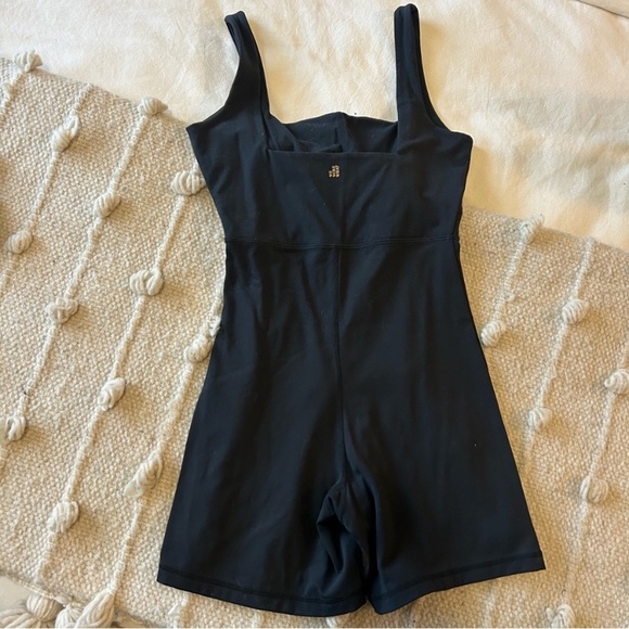 Weworewhat cut out cutout bodysuit romper jumpsuit workout super flattering - Picture 4 of 7